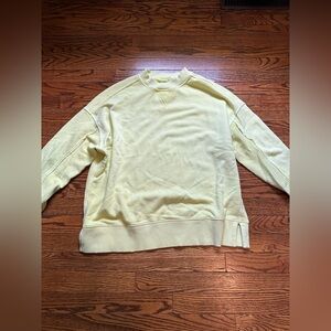 Aerie Light Yellow Sweatshirt